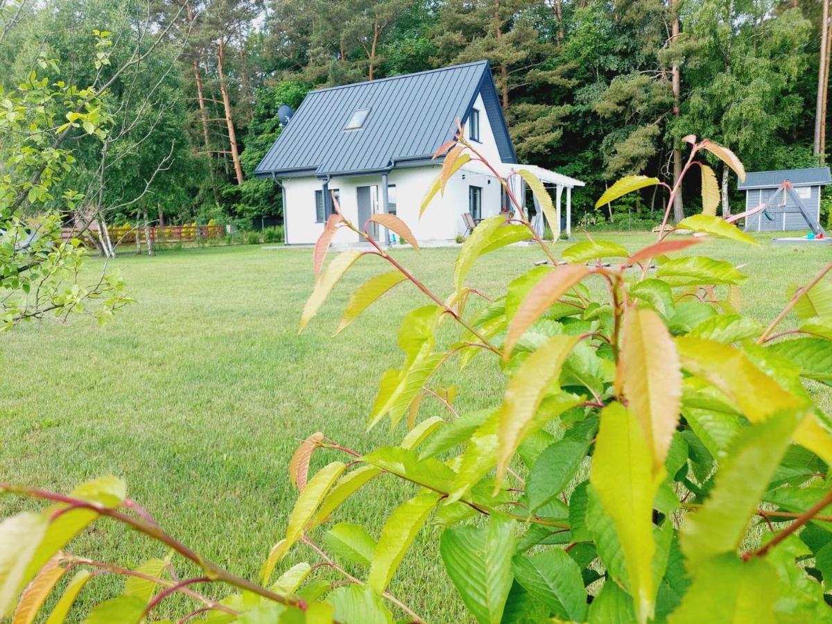 Jeszcze Bardziej Dziki Sad Villa Slajszewo Buitenkant foto